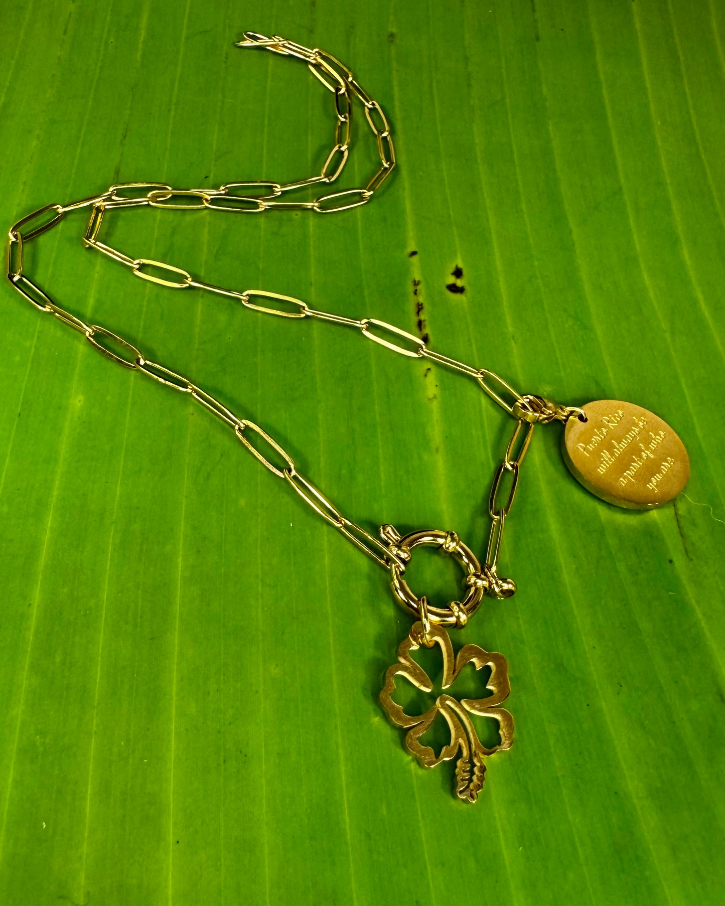 Flor Maga Charm