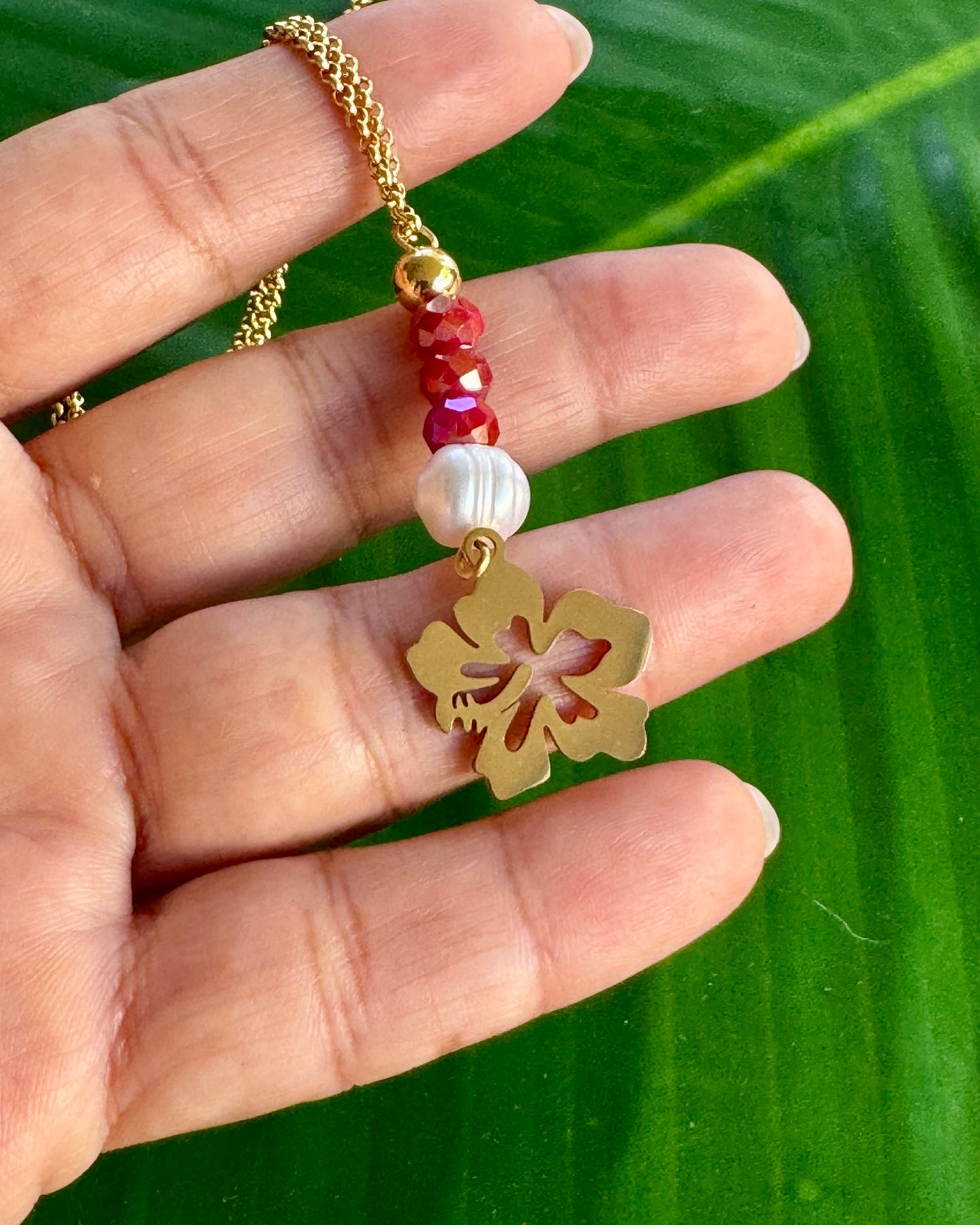 Gold Stainless Steel Necklace with Flor de Maga, Pearl & Pink Beads