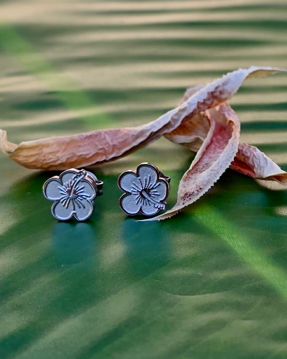Flor Maga Stainless Steel Studs