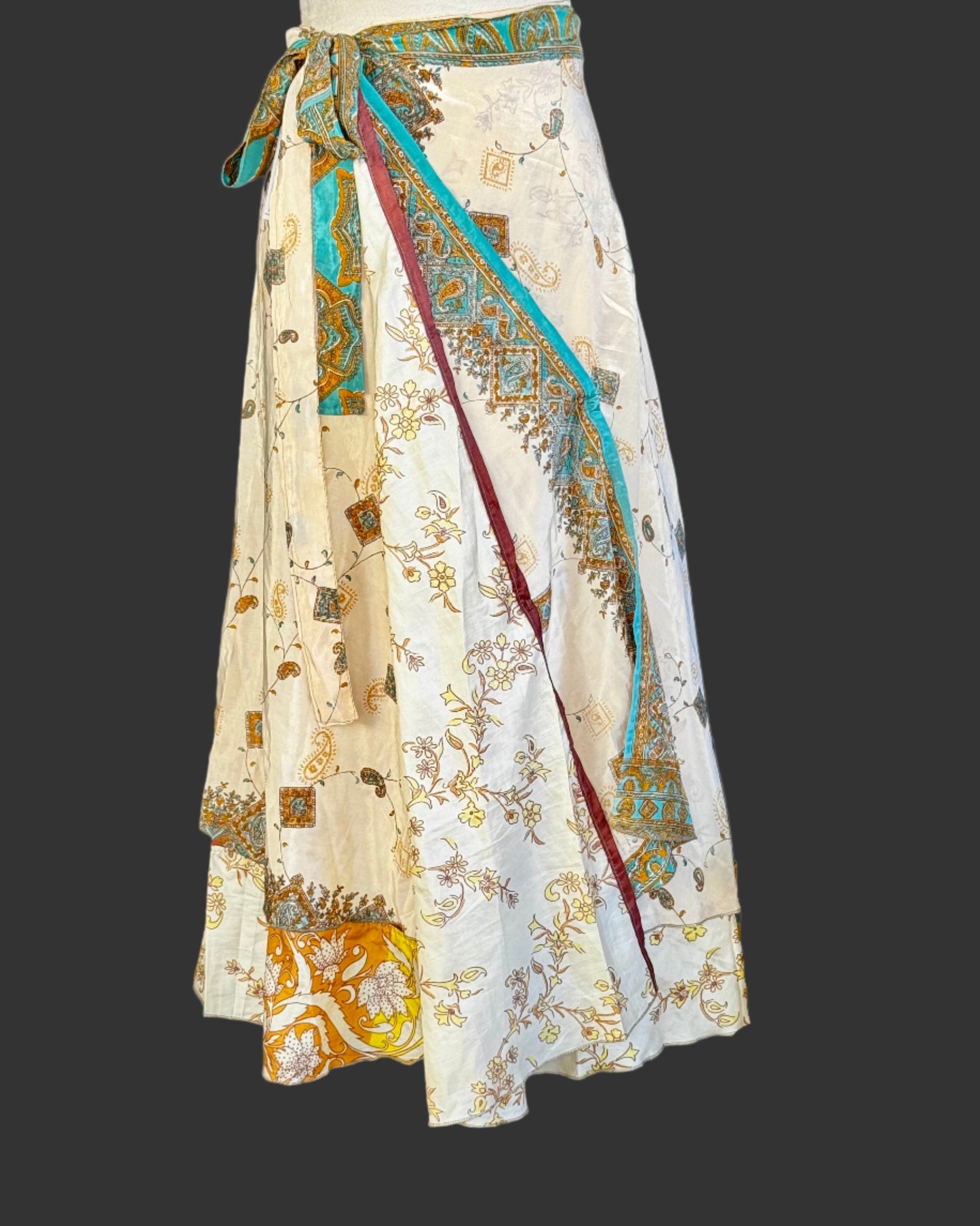 Two-layer wraparound skirt in lightweight polyester with colorful boho prints