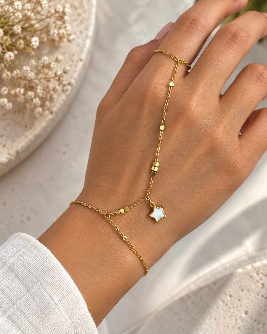 ⭐ Celestial Star Hand Chain Bracelet