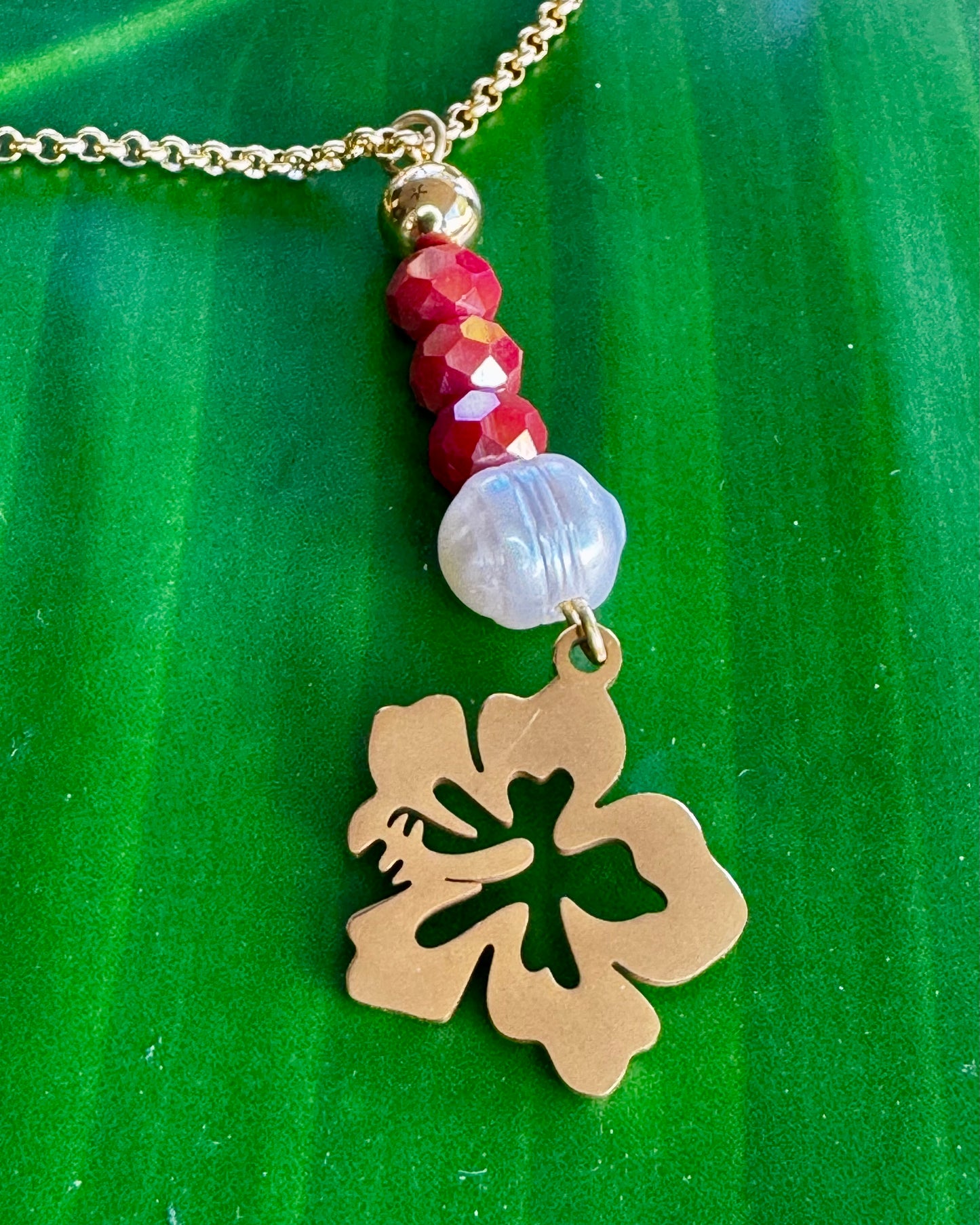 Gold Stainless Steel Necklace with Flor de Maga, Pearl & Pink Beads