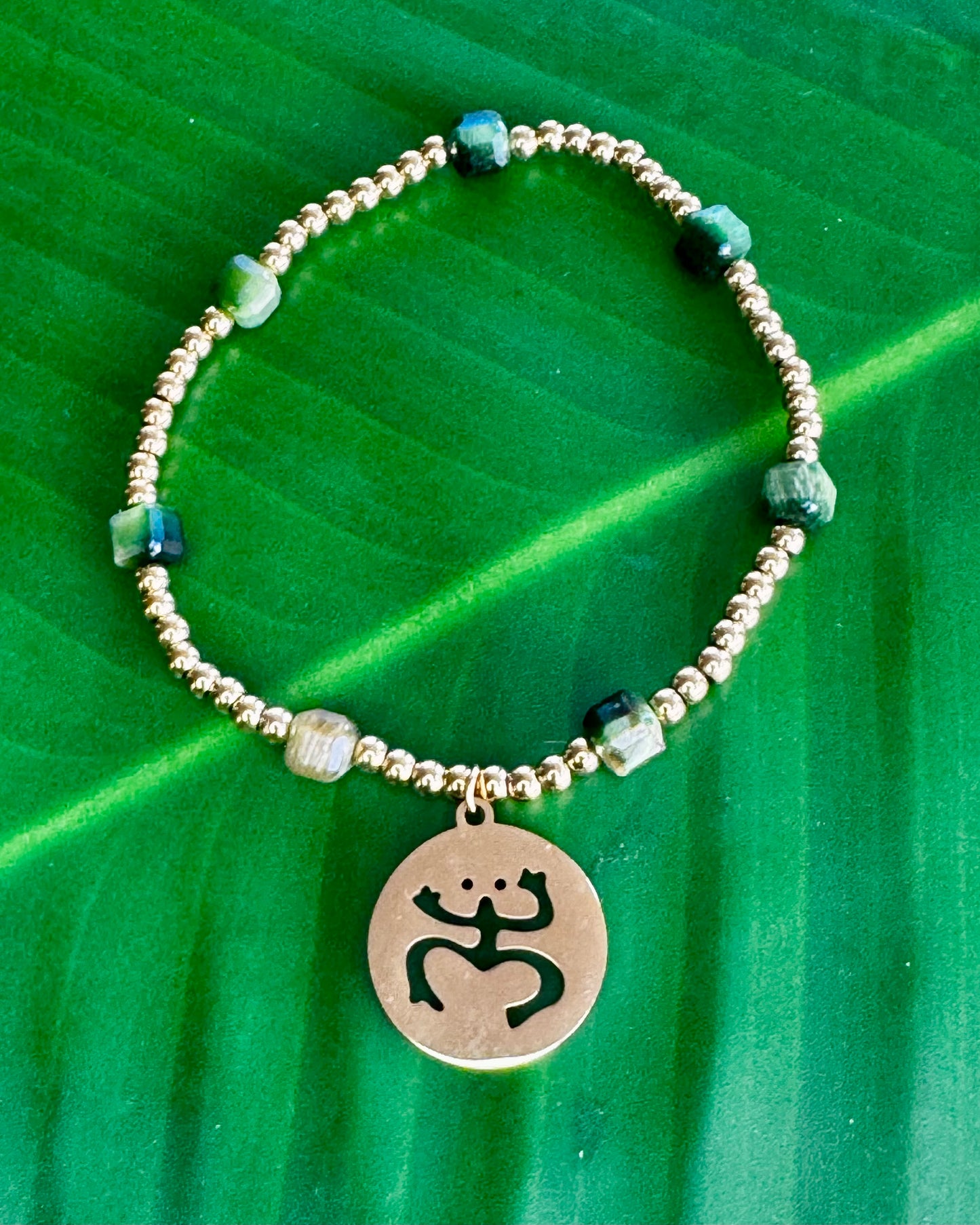 Coquí Taíno Elastic Bracelet – Green Tones