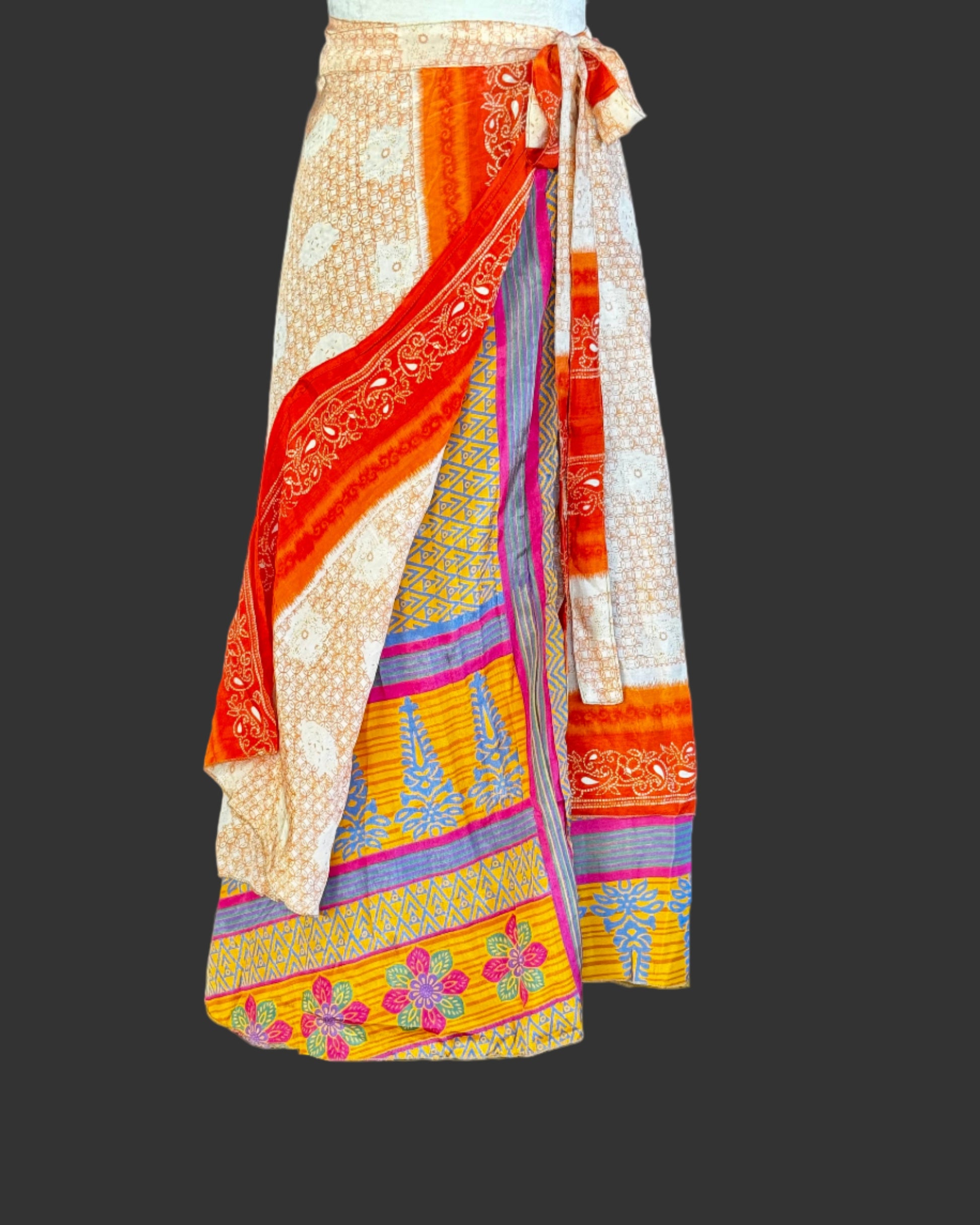 Two-layer wraparound skirt in lightweight polyester with colorful boho prints
